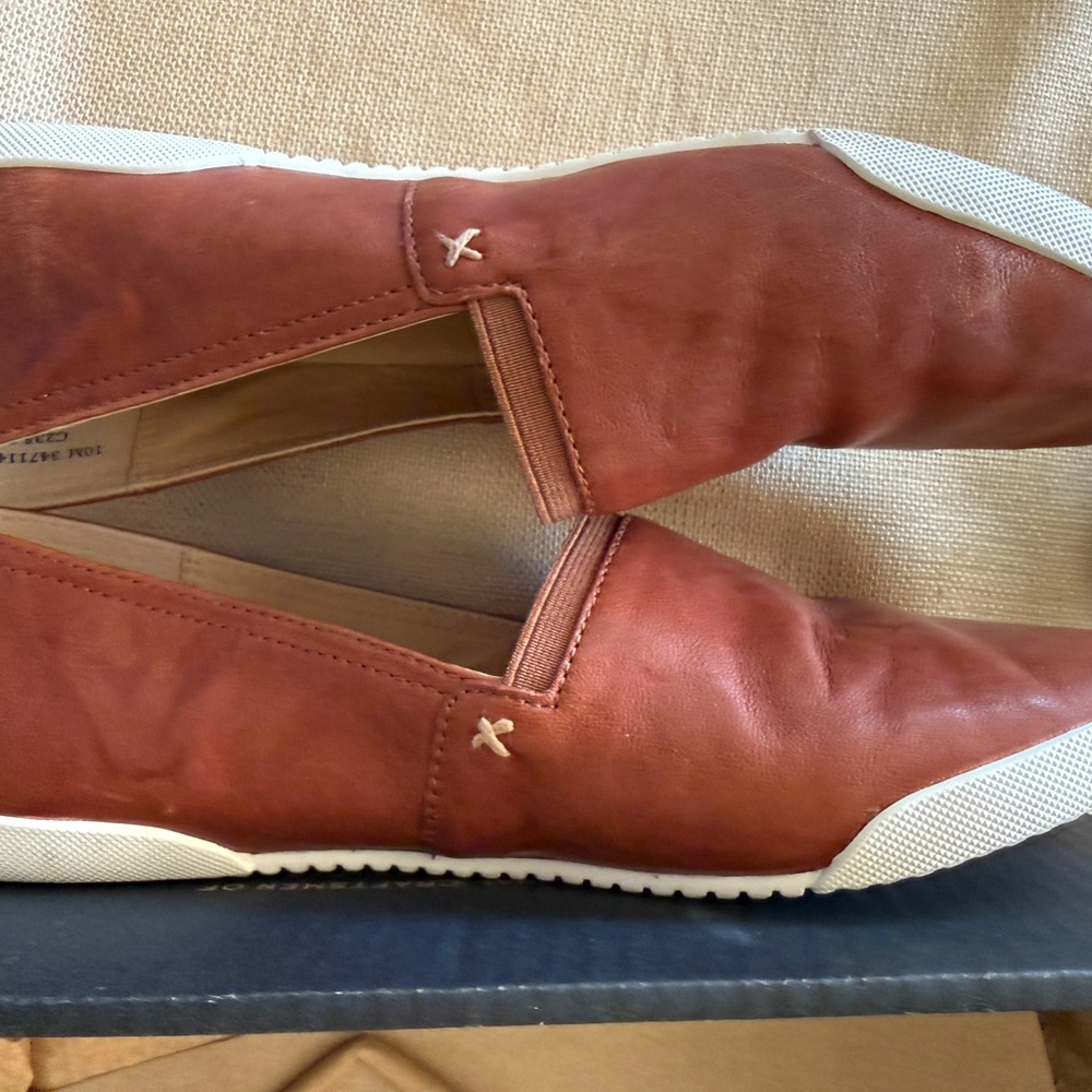 Frye Women's Melanie Slip-On Leather Flats in Chestnut Brown-NIB - Picture 12 of 15